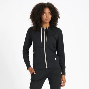 🆕 Vuori Halo Performance Hoodie in Black